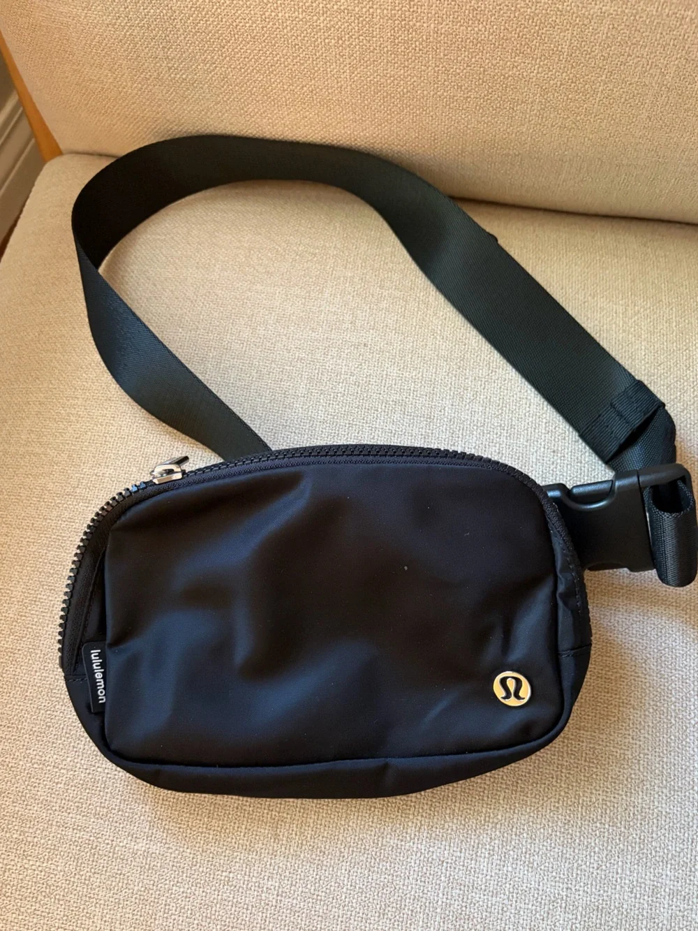 lululemon everywhere belt bag - Picture 2 of 5